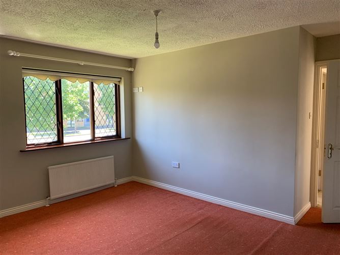 5 The Grove, Shannon, Clare