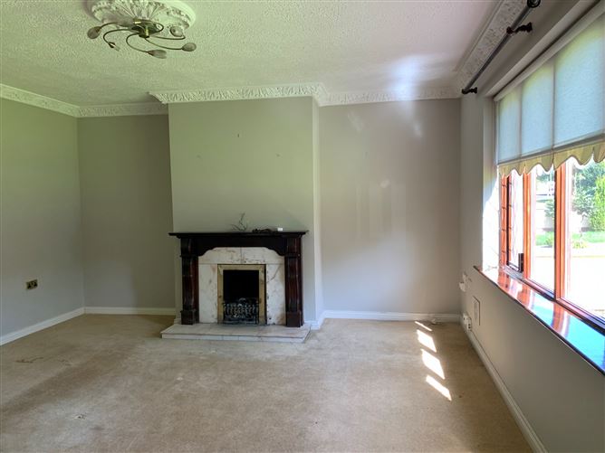 5 The Grove, Shannon, Clare