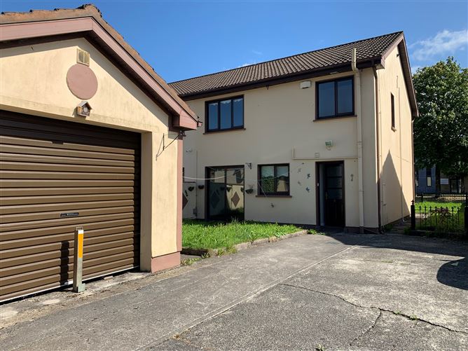5 The Grove, Shannon, Clare