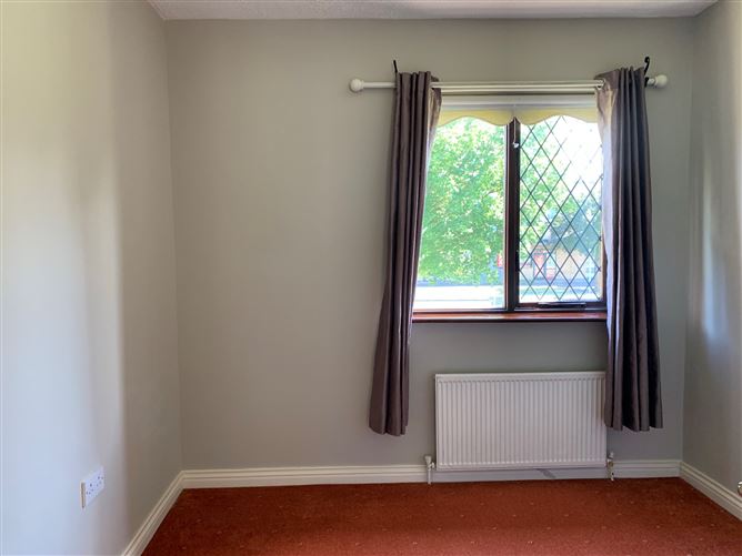 5 The Grove, Shannon, Clare