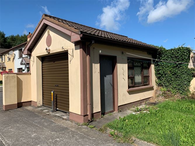 5 The Grove, Shannon, Clare