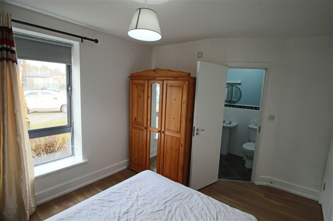 4 The Pavilion, Central Park, Carrick-On-Shannon, Co. Leitrim