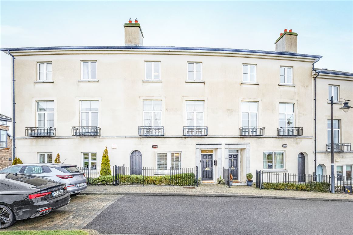 35 the crescent robswall, Malahide, County Dublin
