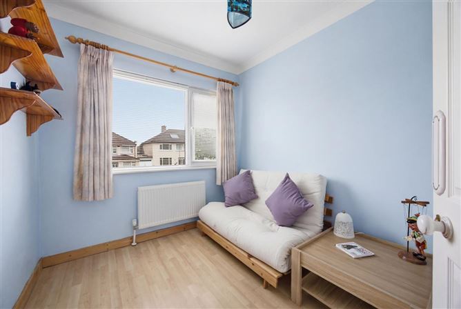 https://photos-a.propertyimages.ie/media/0/3/4/5013430/b4235137-4493-451d-87af-642786610773_l.jpg