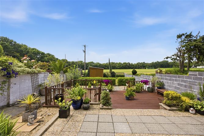 https://photos-a.propertyimages.ie/media/0/3/4/5013430/b4235137-4493-451d-87af-642786610773_l.jpg