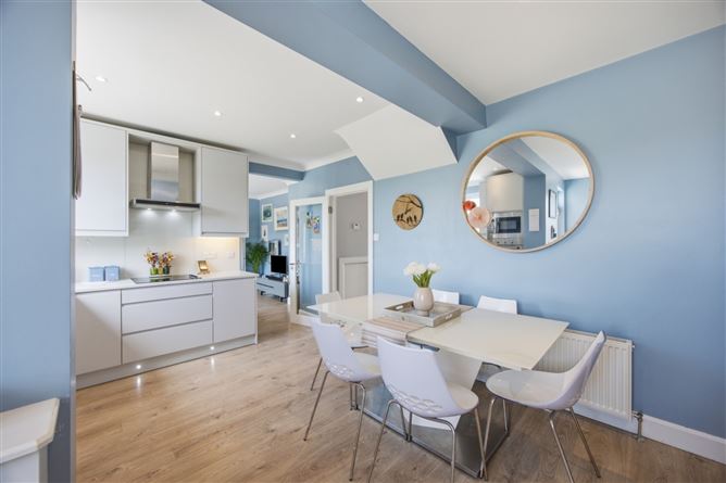 https://photos-a.propertyimages.ie/media/0/3/4/5013430/b4235137-4493-451d-87af-642786610773_l.jpg