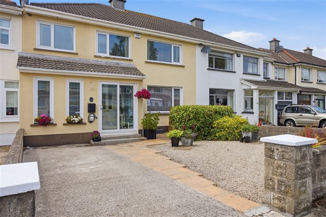 https://photos-a.propertyimages.ie/media/0/3/4/5013430/b4235137-4493-451d-87af-642786610773_l.jpg