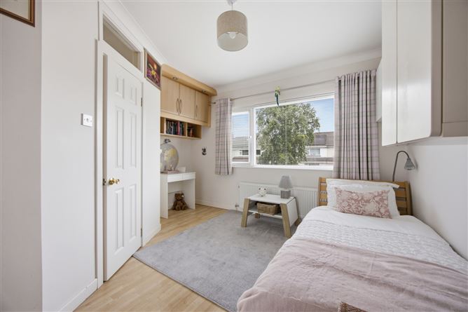 https://photos-a.propertyimages.ie/media/0/3/4/5013430/b4235137-4493-451d-87af-642786610773_l.jpg