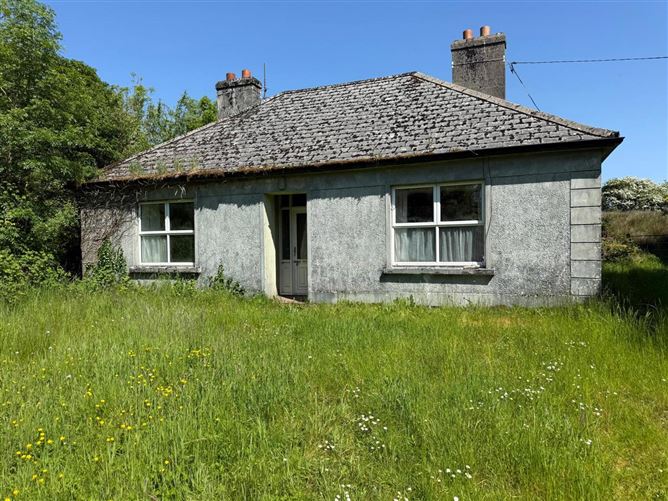 Briarfield, Lisacul, Castlerea, Co. Roscommon