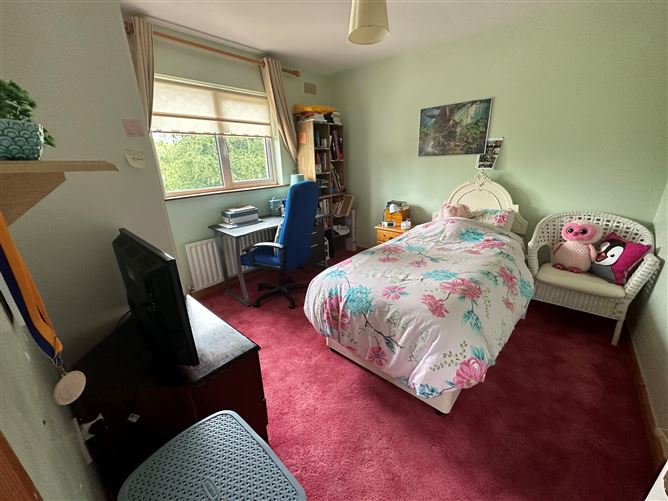 2 Catle Heights , Castlepollard, Westmeath
