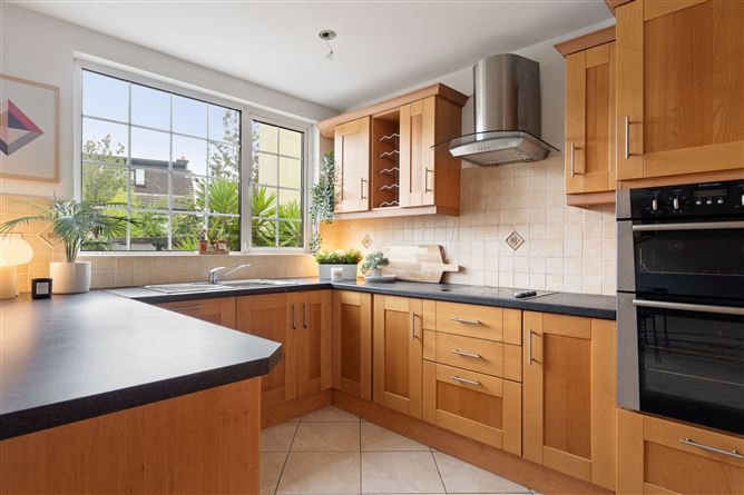 32 Finsbury Park, Churchtown, Dublin 14