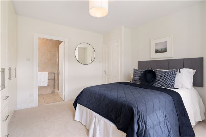 32 Finsbury Park, Churchtown, Dublin 14