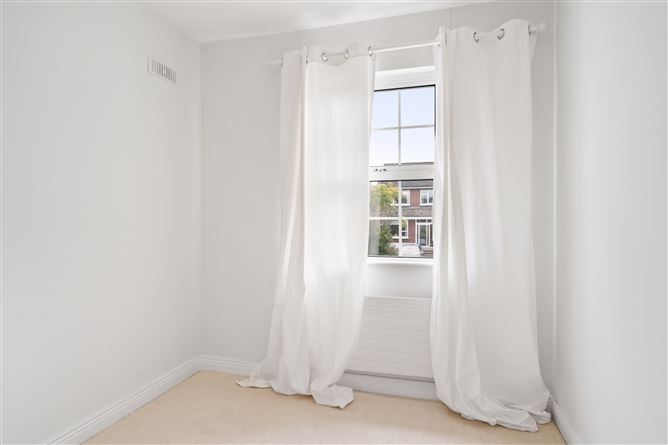 32 Finsbury Park, Churchtown, Dublin 14