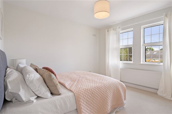 32 Finsbury Park, Churchtown, Dublin 14