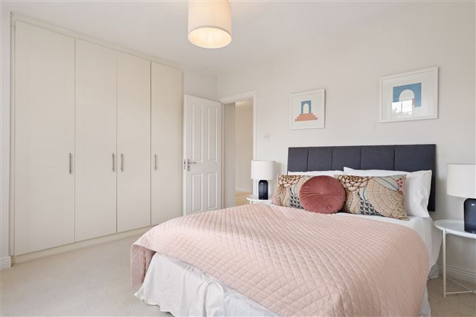32 Finsbury Park, Churchtown, Dublin 14