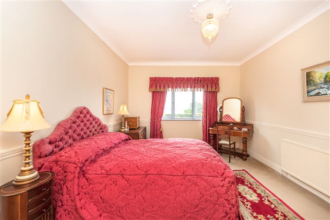 Penrose Lodge, Lodges Lane, Tramore, Waterford