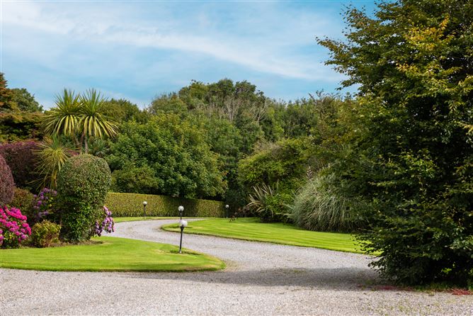 Penrose Lodge, Lodges Lane, Tramore, Waterford