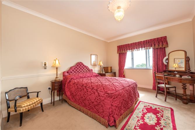 Penrose Lodge, Lodges Lane, Tramore, Waterford