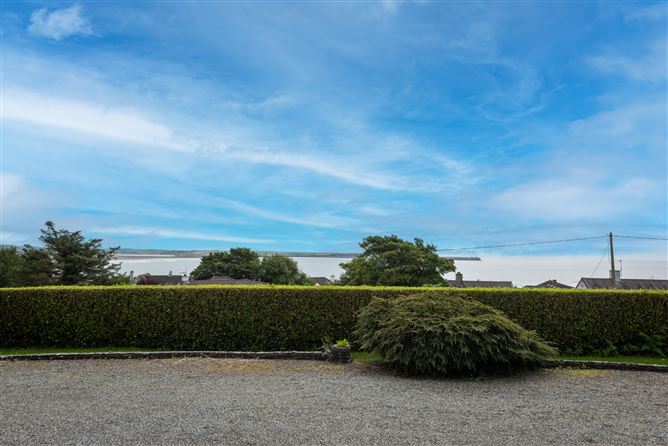 Penrose Lodge, Lodges Lane, Tramore, Waterford