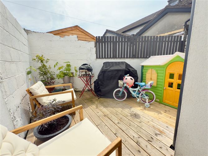 8 O Conaire Road, Shantalla, Galway City