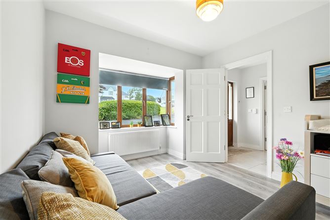 27 Wood Green, Forest Park, Dromahair, Leitrim