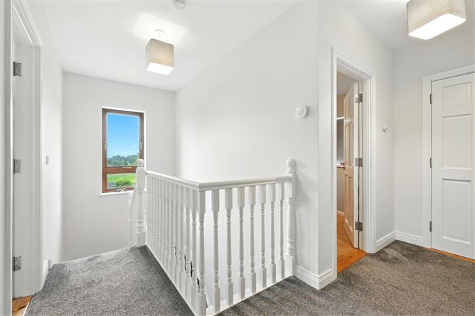 27 Wood Green, Forest Park, Dromahair, Leitrim