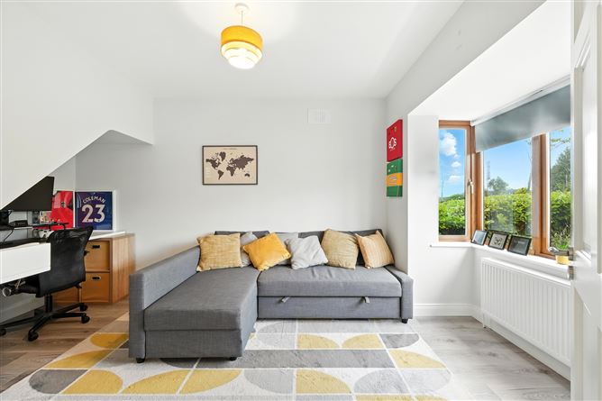 27 Wood Green, Forest Park, Dromahair, Leitrim