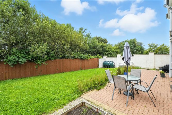 27 Wood Green, Forest Park, Dromahair, Leitrim