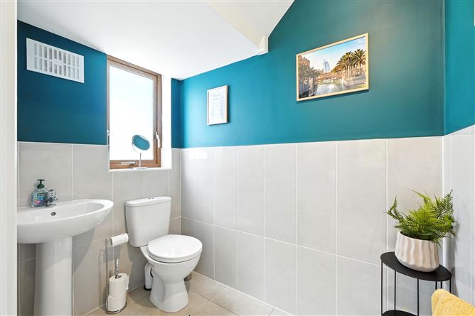 27 Wood Green, Forest Park, Dromahair, Leitrim