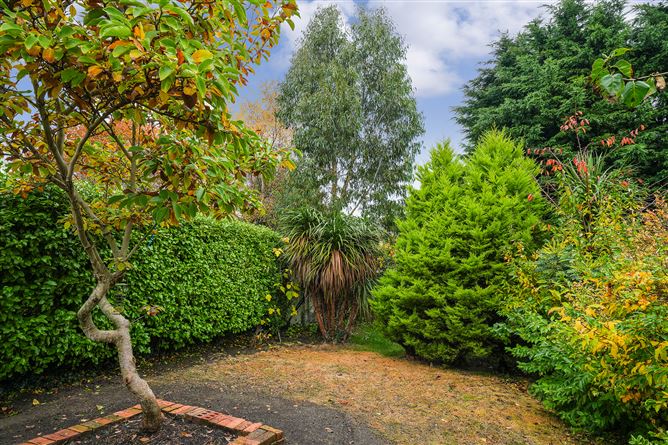 18 Willow Park Grove, Glasnevin, Dublin 11