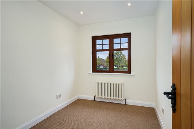 18 Willow Park Grove, Glasnevin, Dublin 11