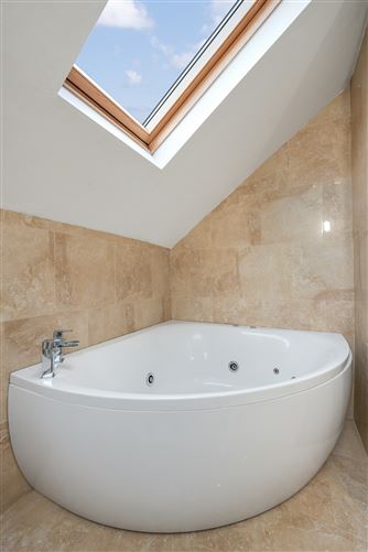 18 Willow Park Grove, Glasnevin, Dublin 11