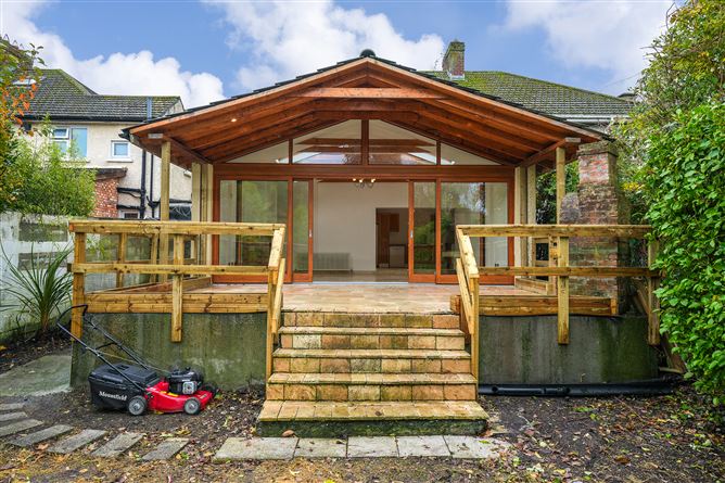 18 Willow Park Grove, Glasnevin, Dublin 11