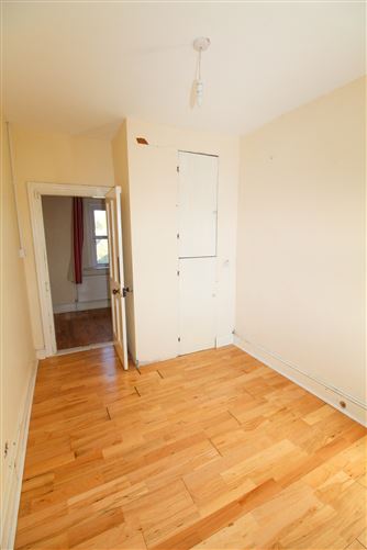 Newtowncashel Village, Newtowncashel, Longford