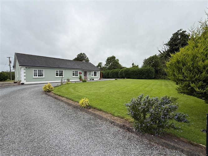 Photo 37 of 46 — Whitemist Cottage, Carnagruckane, Lisacul, Castlerea, Co. Roscommon