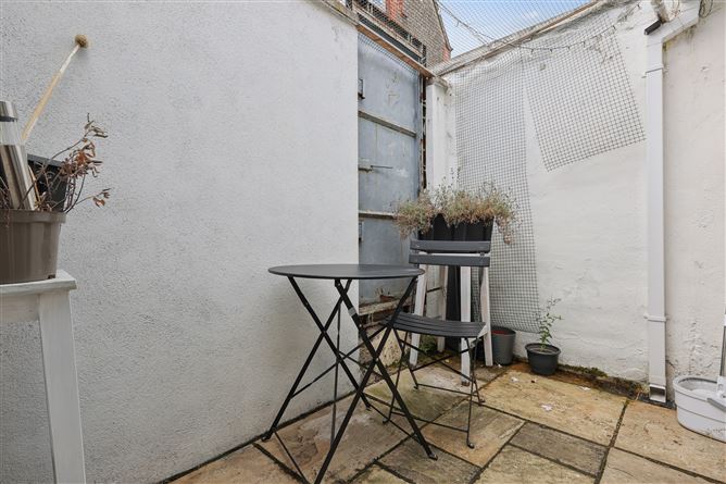 Photo 14 of 18 — 24 Sherrard Avenue, North Circular Road, Dublin 1