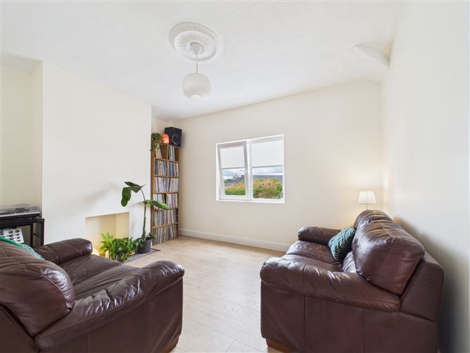 24 Leamy Street, Waterford