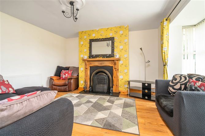 5 Greenhills, Manorcunningham, Letterkenny, Co. Donegal