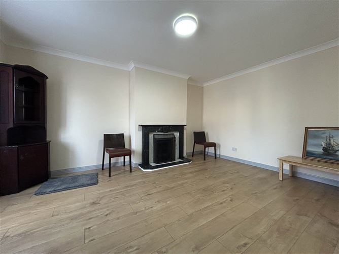 8 Drumbiggle Drive, Ennis, County Clare