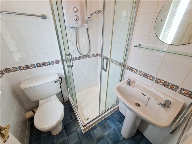 12 Castlegrove, Castlebar, Mayo