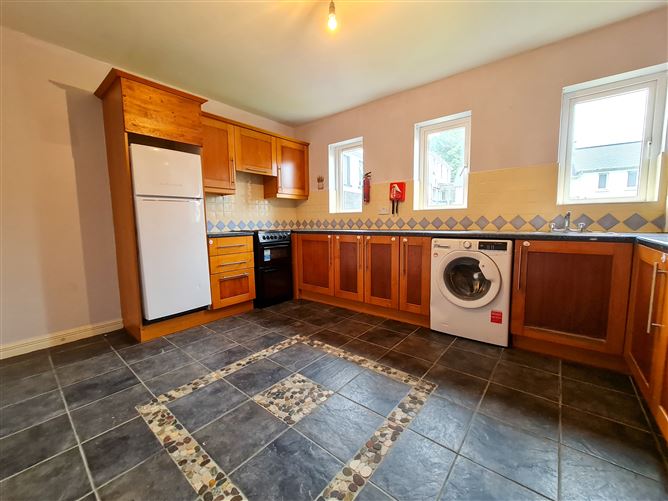 12 Castlegrove, Castlebar, Mayo