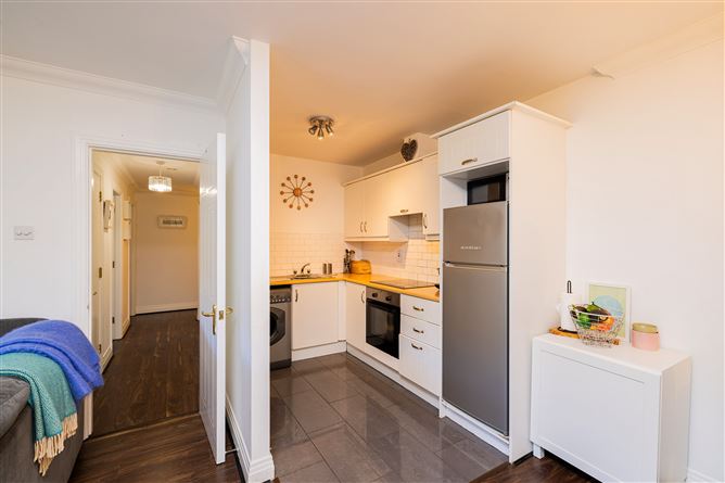 APT. 97 HAMPTON SQUARE, Navan Road, Dublin 7