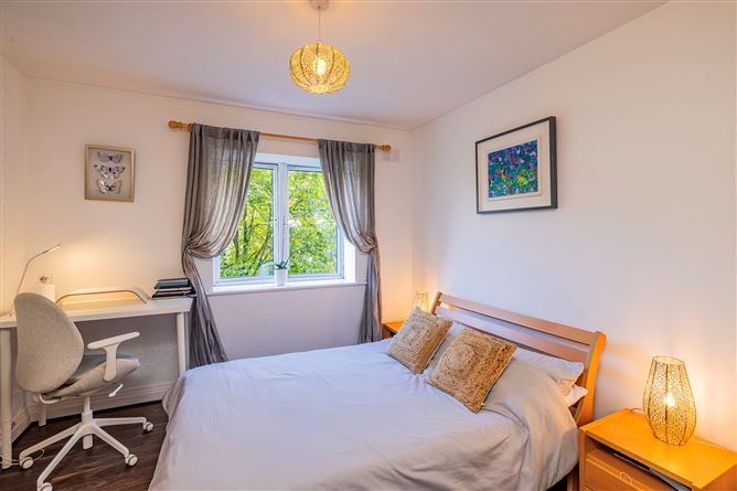 APT. 97 HAMPTON SQUARE, Navan Road, Dublin 7