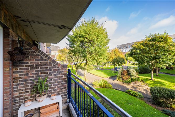 APT. 97 HAMPTON SQUARE, Navan Road, Dublin 7
