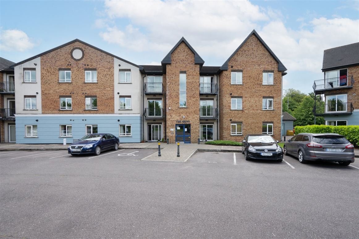 17 The Mews, Classes Lake, Ovens, Cork