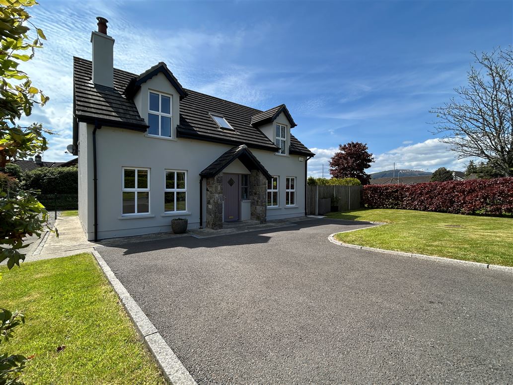 4 Ashgrove Meadows, Ballina, Tipperary