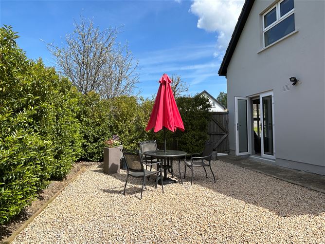 4 Ashgrove Meadows, Ballina, Tipperary