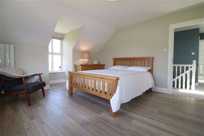 4 Ashgrove Meadows, Ballina, Tipperary