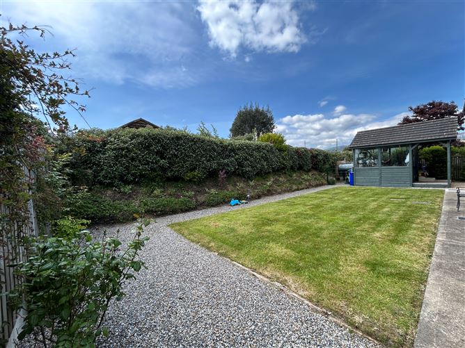 4 Ashgrove Meadows, Ballina, Tipperary