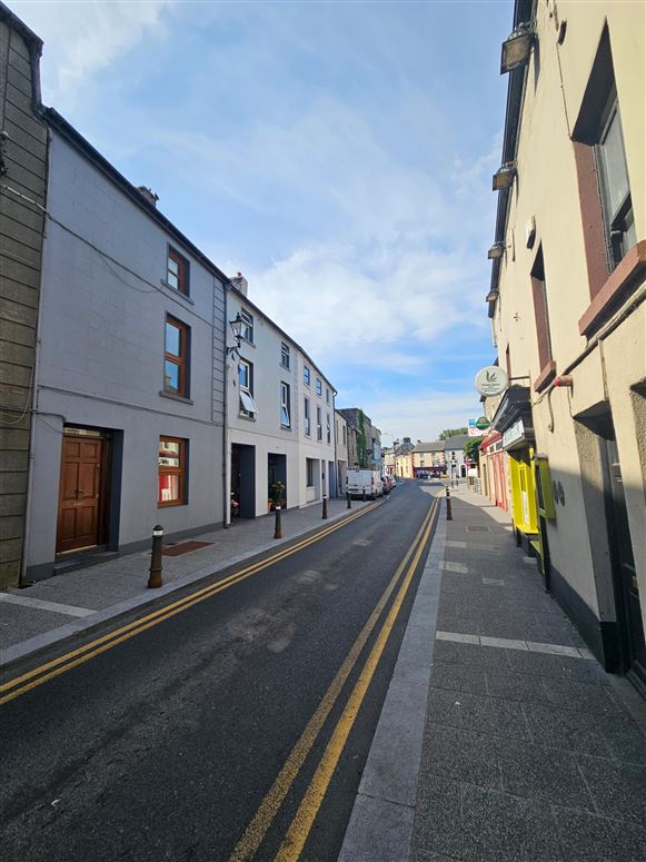 Low Street, Thomastown, Kilkenny